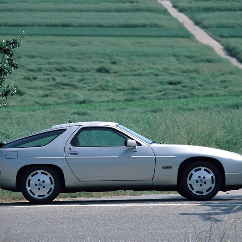 【初めてのマイカー】女の5年ローンでポルシェ 928 S4…岩貞るみこ 画像