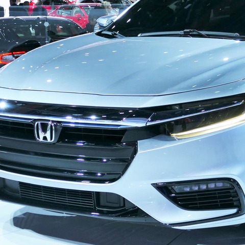 新型 インサイト は新しい”ホンダ顔”…デトロイトモーターショー2018で登場 画像
