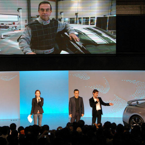 【東京モーターショー07】日産ゴーンCEO、GT-R でニュルを走る! 画像