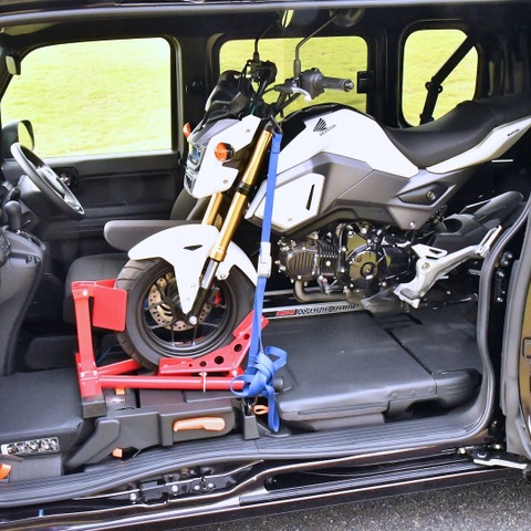 ライダーに朗報! 驚異的な積載力のトランポ登場…ホンダ N-VAN 画像