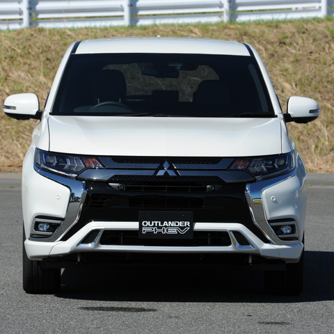 【三菱 アウトランダーPHEV 新型試乗】一般的な走行ではエンジンの存在を意識させられない…石井昌道 画像