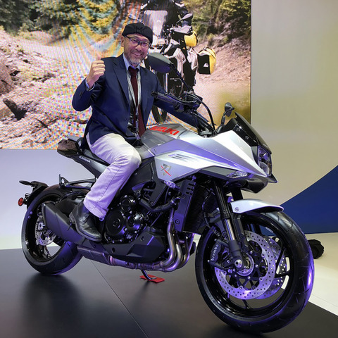 復活の新型『カタナ』に早速またがってみた!来春以降の国内投入に期待ふくらむ…インターモト2018 画像