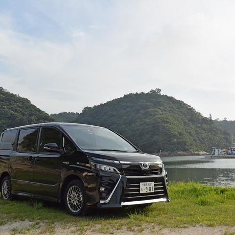 【トヨタ ヴォクシー 3600km試乗】セレナ、ステップワゴンに対する決定的な差別化要素は［後編］ 画像