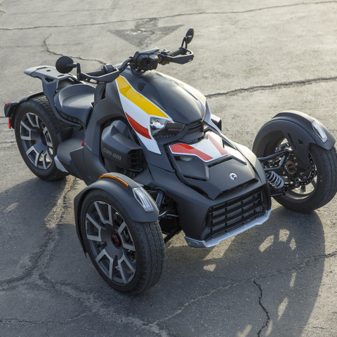 【Can-Am ライカー 試乗】オンオフ問わず爆走!新感覚マシンは“四輪免許”でOK…青木タカオ 画像
