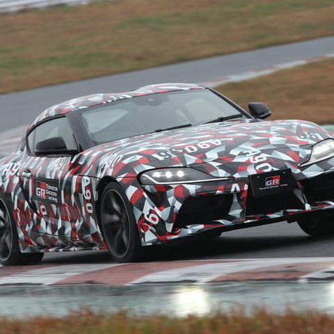 【トヨタ スープラ プロトタイプ試乗】これはスポーツカーなのか、というほどに紳士的…岩貞るみこ 画像