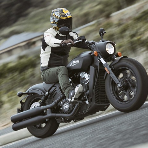 【インディアン スカウト ボバー 試乗】若いライダーにもオススメしたい大人の“ちょいワル系”…青木タカオ 画像
