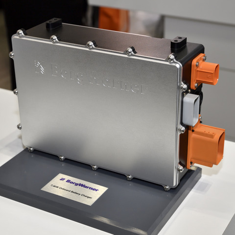 ボルグワーナー、電動化技術開発にも積極的な姿勢を見せる…人とくるまのテクノロジー2019 画像