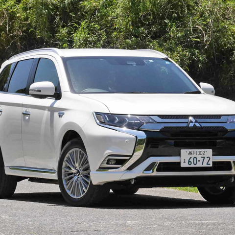 【三菱 アウトランダーPHEV 新型試乗】現行アウトランダーの完成系がこれ!…中村孝仁 画像