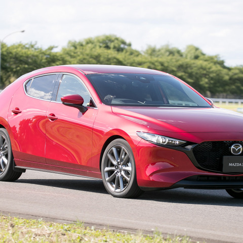 【マツダ3 新型試乗】静粛性の高いSKYACTIV-D、勝負は一般道で…九島辰也 画像