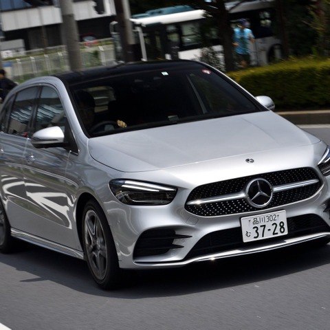 【メルセデスベンツ Bクラス 新型試乗】割安な実用車と高級ブランドの関係…渡辺陽一郎 画像