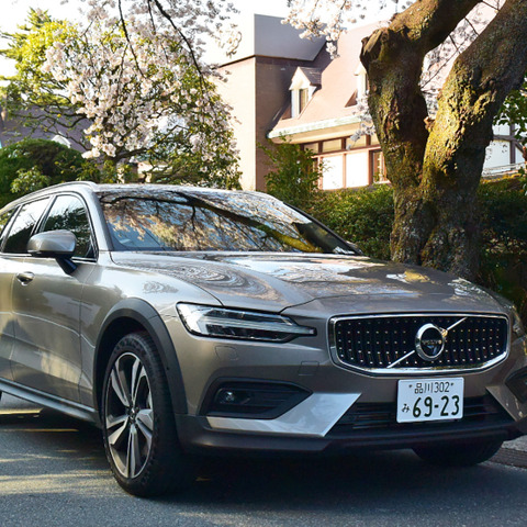 【ボルボ V60クロスカントリー 新型試乗】足腰の強さに「本物」を感じた…井元康一郎 画像