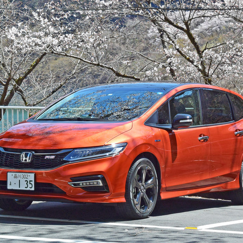 【ホンダ ジェイドRS 450km試乗】カローラのライバルになる？意外にも車中泊向きな独特の居住性 画像