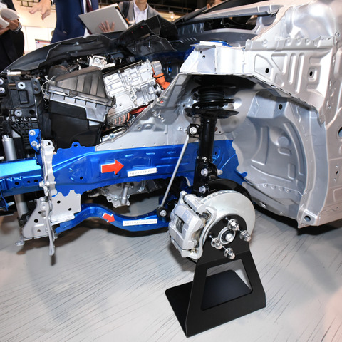 【トヨタ ヤリス 新型】走り、乗り心地を左右するボディとシャシー…VWを研究 画像