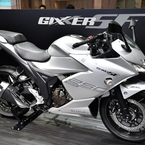 スズキの油冷エンジンが復活!『ジクサー 250』はビギナーにも魅力…東京モーターショー2019 画像
