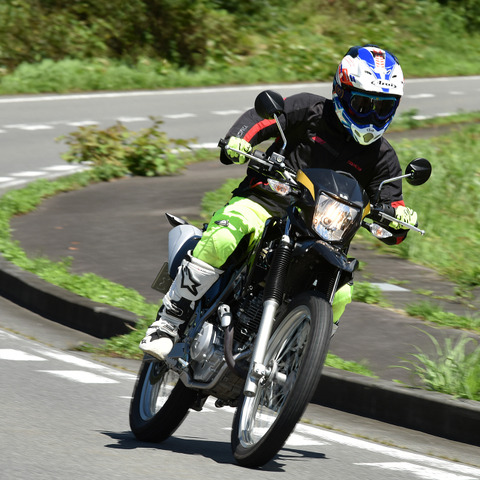 【カワサキ KLX230 試乗】よくぞ出してくれた!ナンバー付き“正統派”オフ車…青木タカオ 画像