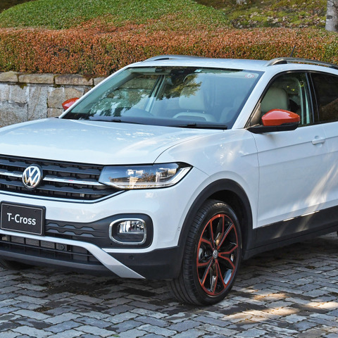 【VW Tクロス 新型試乗】輸入SUVではリーズナブルな価格だが…諸星陽一 画像