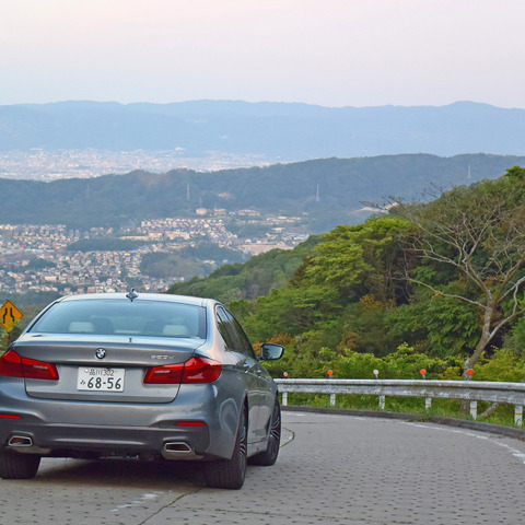 【BMW 5シリーズ 1500km試乗】何だかんだ言ってもやっぱりEセグの主役級［後編］ 画像