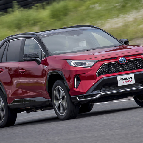 【トヨタ RAV4 PHV 新型試乗】大容量バッテリーのパワーは、想像以上だ…九島辰也 画像