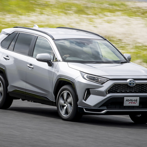【トヨタ RAV4 PHV 新型試乗】欲しいをすべてつぎ込んだ 理想(?)のクルマ…諸星陽一 画像