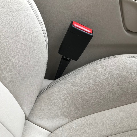 シートベルトのバックルがまた「悪成長」している【岩貞るみこの人道車医】 画像