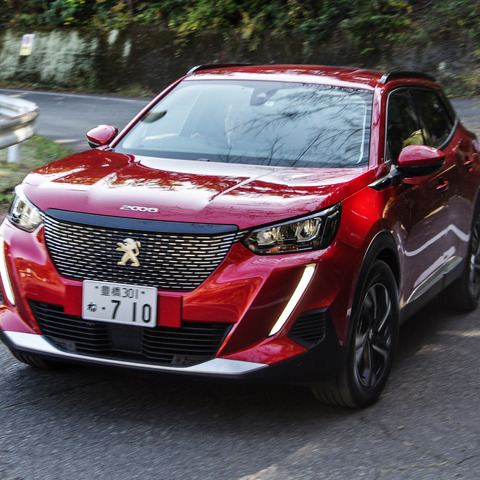 【プジョー 2008 新型試乗】ハンドリングのシャープな味付けは「208」と共通…島崎七生人 画像