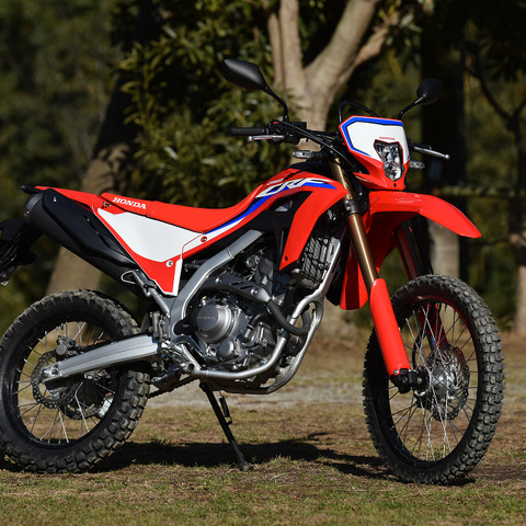 【ホンダ CRF250L 試乗】ガチなオフ好きも納得! オンの扱いやすさも軽さが武器に…青木タカオ 画像