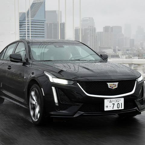 栄光ふたたび?最新のキャデラックは何が違うのか…『XT4』&『CT5』に“キャデ愛”あふれる岡本幸一郎が試乗 画像