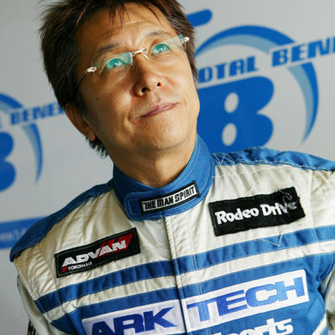 選ぶ人のマインドを象徴する、フィットHV と プリウス …松田秀士 画像
