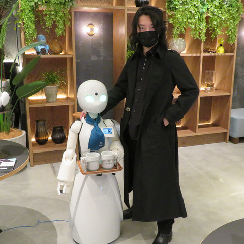 カフェで接客する「分身ロボット」が教えてくれたこと【岩貞るみこの人道車医】 画像