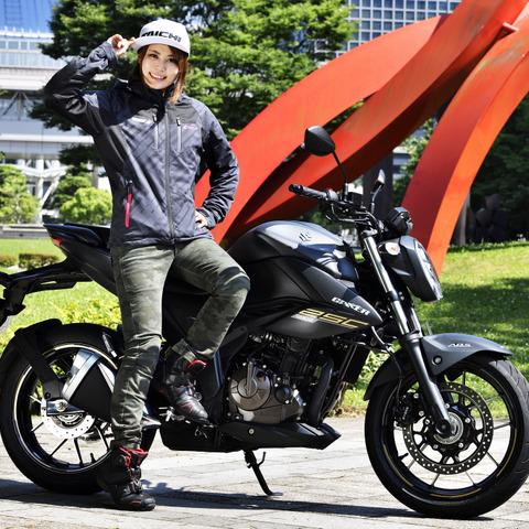 【スズキ ジクサー250 試乗】クラス最軽量で走りも軽快!乗りやすさは125ccのよう…小鳥遊レイラ 画像