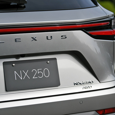 【レクサス NX 新型】バラ文字ロゴの理由、機能と面で表現したデザインとは…チーフエンジニア［インタビュー］ 画像