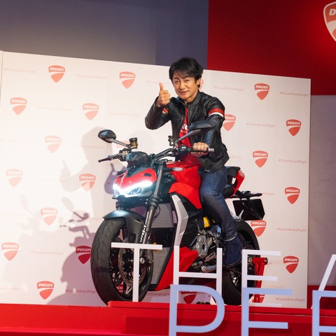 「紀香とバイクで北海道を走りたい」片岡愛之助がドゥカティ・ベスト3とともに宣言 画像