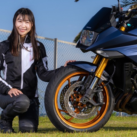 初心者のバイク女子も大満足! 誰もが安心して楽しめる、ブリヂストン『BATTLTAX HYPERSPORT S22』を試す 画像