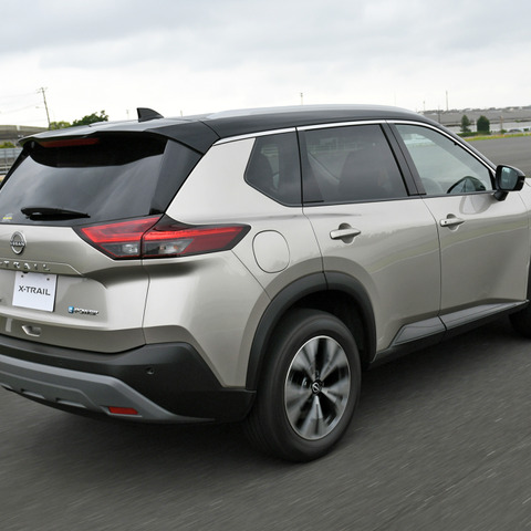 【日産 エクストレイル 新型】最高出力は同じ、FWDとe-4ORCE…違いは過渡特性 画像