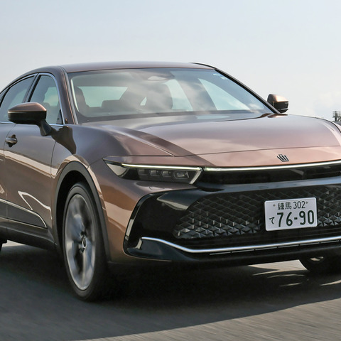 【トヨタ クラウン 新型試乗】見た目は?高級感は? 新型をまだ評価すべきではない理由…九島辰也 画像