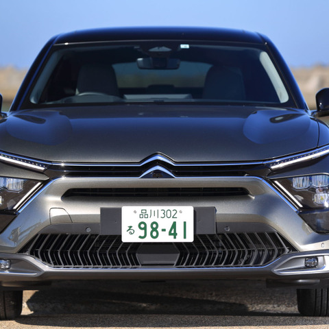 【シトロエン C5 X 新型試乗】見た目は前衛的、でも中身はフランスの古典的“BCBG”だった…南陽一浩 画像