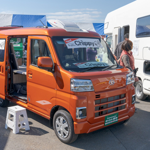 ベンチレーターは見せかけじゃない! 普段使いもOKな軽自動車キャンピングカー…お台場キャンピングカーフェア2022 画像