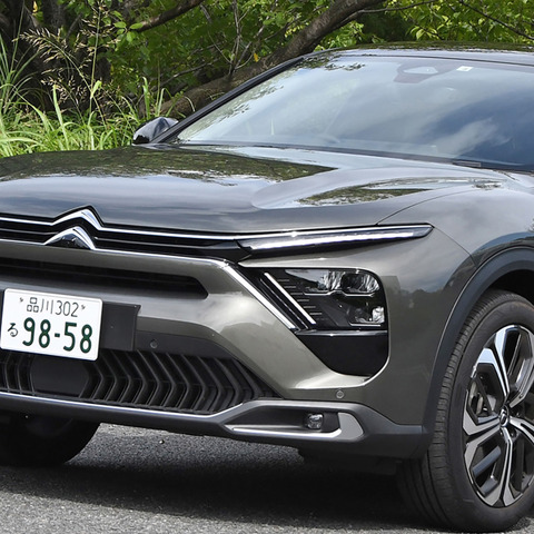 【シトロエン C5 X 新型試乗】バブル時代を謳歌した女性にはどう映るのか…岩貞るみこ 画像