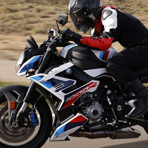 【BMW M1000R 試乗】2台目の「M」はスーパーネイキッド!MotoGP譲りの空力性能がすごい…伊丹孝裕 画像
