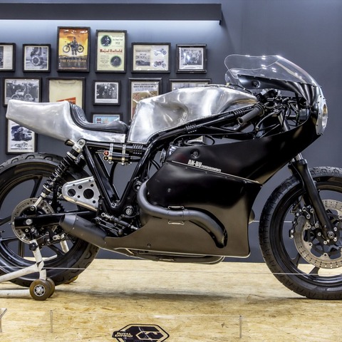 「走らないバイクには興味がない」往年のレーサーをモチーフに仕上げた『ロイヤルエンフィールド・改』のスゴ味…東京モーターサイクルショー2023 画像