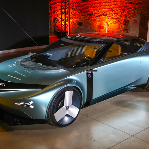 【復活のランチア】老舗ブランドの勝ち筋は?「デルタ」に「ガンマ」新型EVは起爆剤となるか 画像