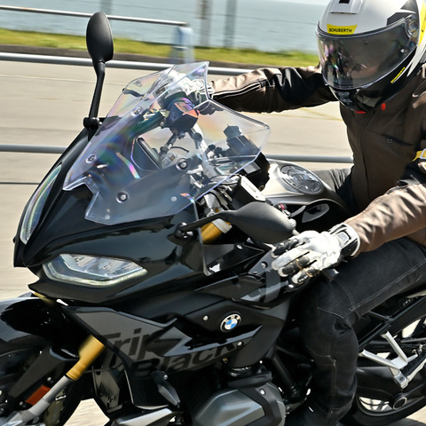 【BMW R1250RS 試乗】「これこそRS」現代版進化で万能スポーツモデル的要素が強まった…西村直人 画像