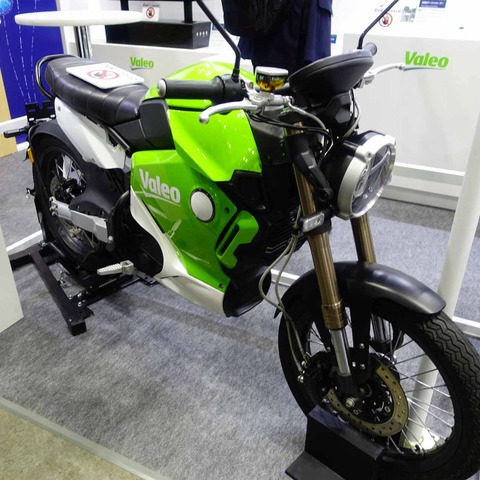 ヴァレオが提案する48VのEVバイク、2024~25年中には生産化予定…人とくるまのテクノロジー展2023 画像