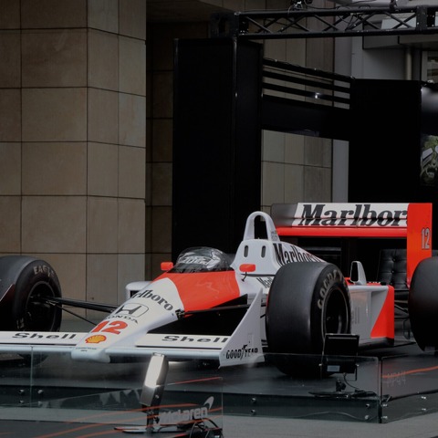 マクラーレン60周年記念イベント…新旧のモデルからDNAを感じて 東京・六本木ヒルズで開催 画像