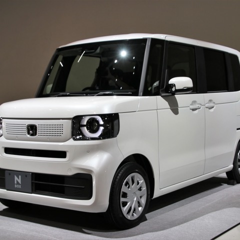 【ホンダ N-BOX 新型】“らしさ”はどこにある?…エクステリアデザイナーにインタビュー 画像
