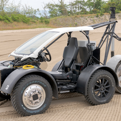 鳥取砂丘は月面だって? ブリヂストンが探査車用タイヤを開発中…実証フィールド 画像