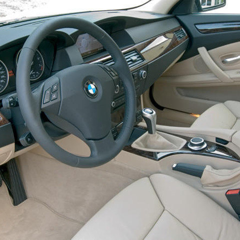 【BMW 5シリーズ 試乗】絶品の仕上がり…岡本幸一郎 画像