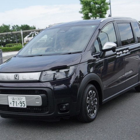 【ホンダ フリード 新型試乗】“こころによゆう”コンセプトの先に「笑顔」はあるか?…内田俊一 画像