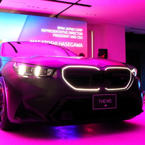 【BMW M5 新型】電動化の重量増を逆手にとった7代目 画像