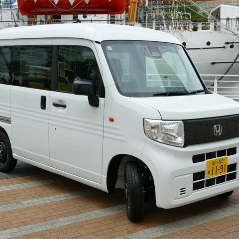 【ホンダ N-VAN e: 新型試乗】軽バンとは思えない質感、EVの世界観を広げてくれる一台…島崎七生人 画像